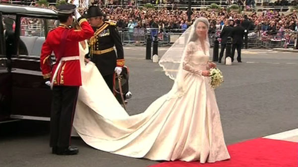 princess kate dress. Congratulations Princess Kate